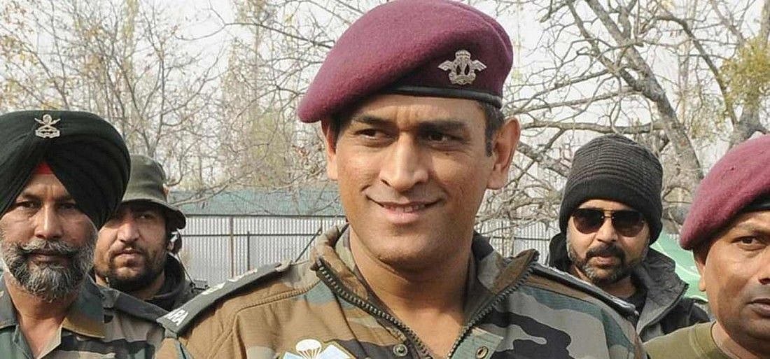 Dhoni likely to unfurl tricolour in Leh on Independence Day