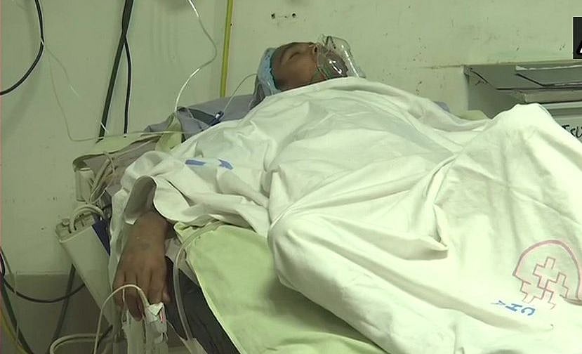 Gujarat doctors take out 3.5 kilogram metal from a man’s stomach