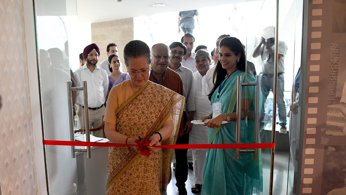 Sonia Gandhi inaugurates the Memories and Archives of Rajiv Gandhi (MARG).