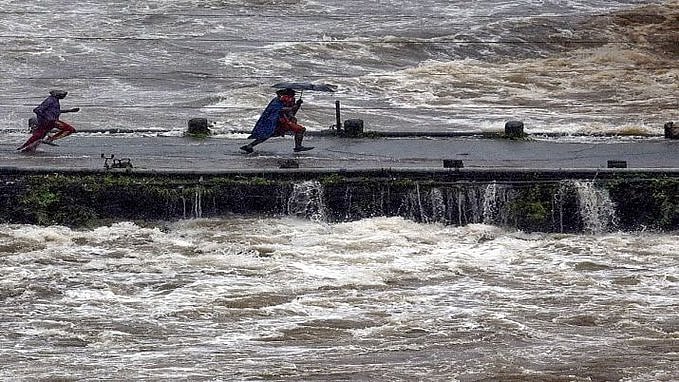 Floods LIVE updates: Death toll rises to 29 in Pune, Maharashtra
