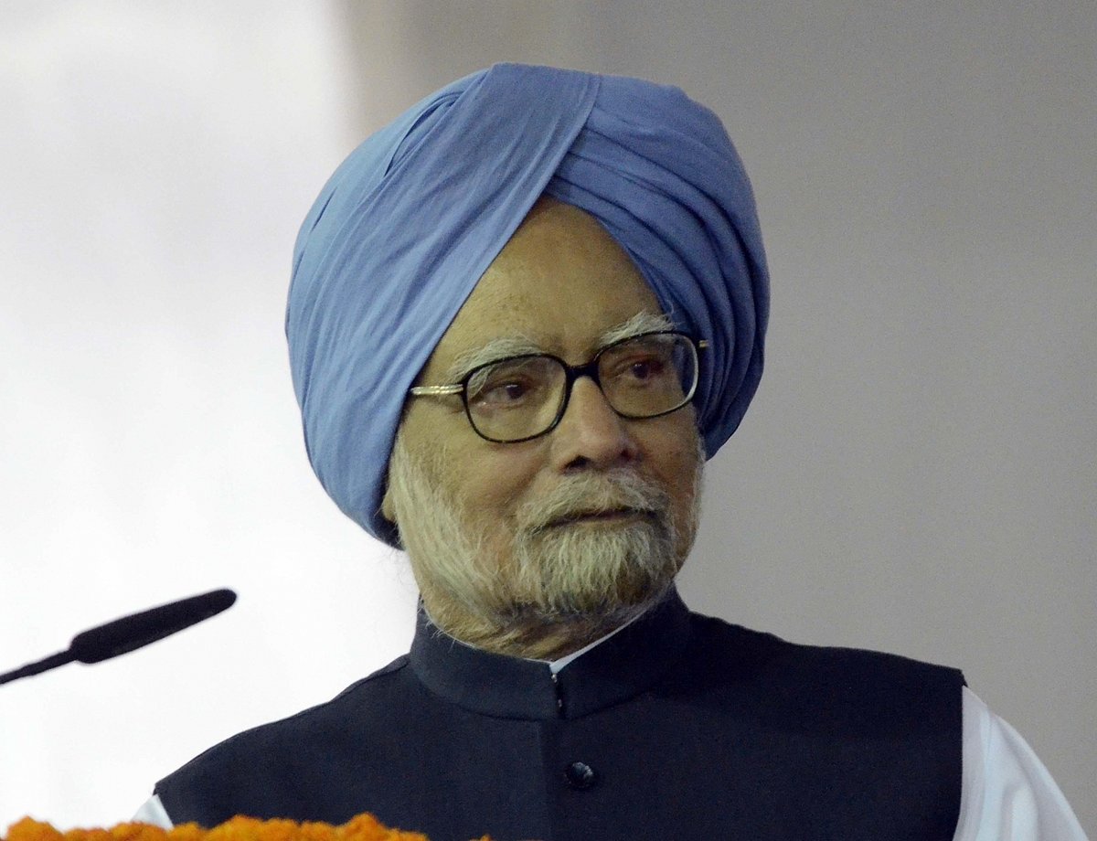 Manmohan Singh: Modi govt should take CMs’ views before changing Finance Commission’s terms of reference 