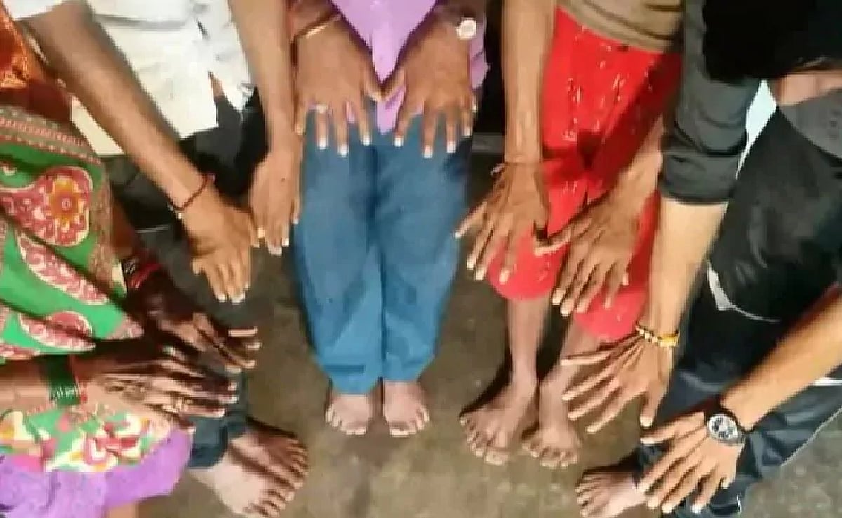 Madhya Pradesh: This family of 25 has more than one thing in common; Read on to know what it is