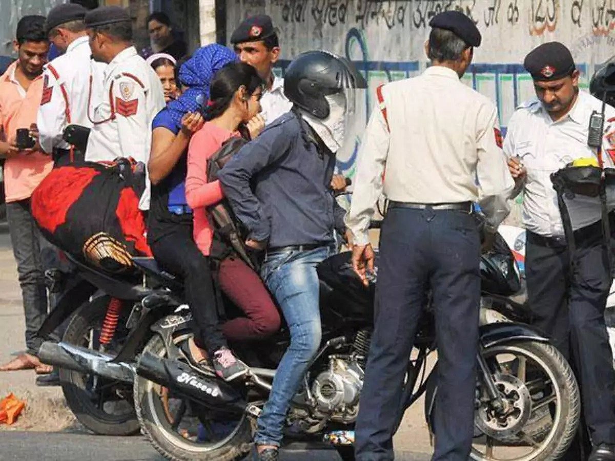 Revolt within BJP against Modi govt? 5 BJP ruled states move to cut new traffic fines