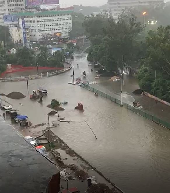 Headlines at 9 pm: Rains claim 42 lives in 4 states; normal life hit in Bihar 
