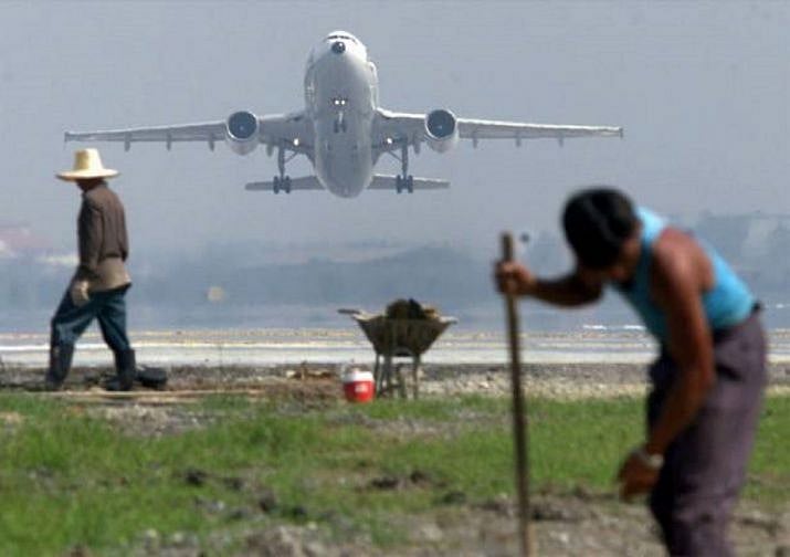 Navy trying to clear stray dogs off Goa airport runway