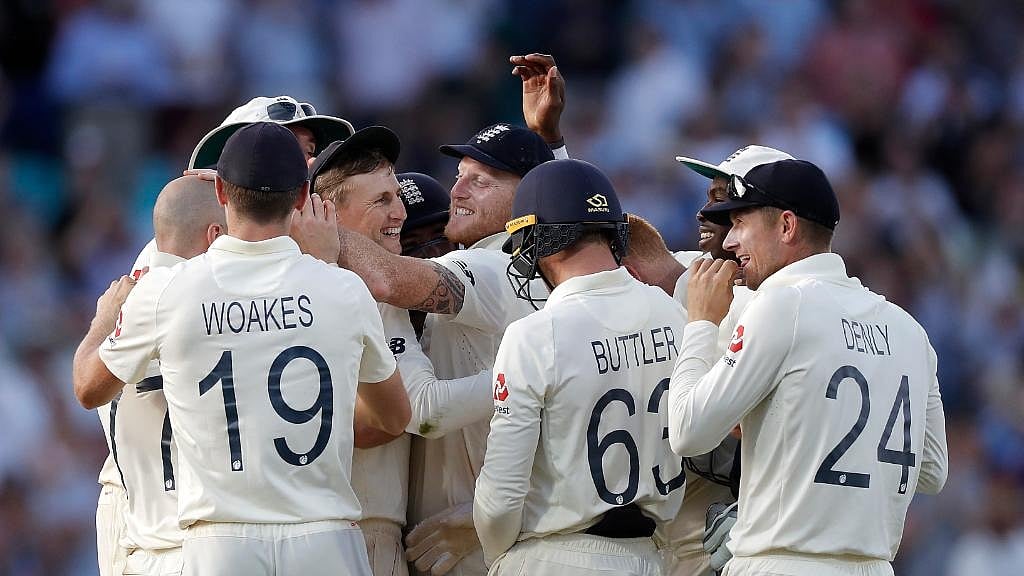 England players celebrate after winning the 5th Test match against Australia at Kennington Oval in London on Sep 15, 2019. England won by 135 runs (IANS Photo)