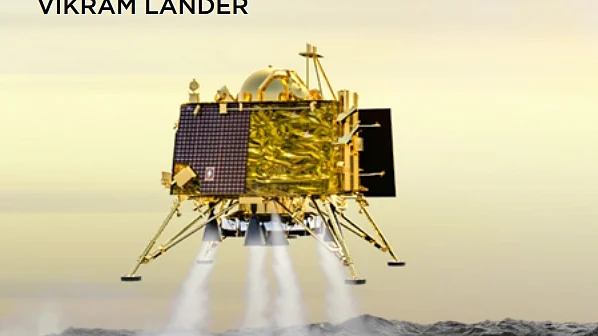 Did Vikram lose control and crash land on the moon?