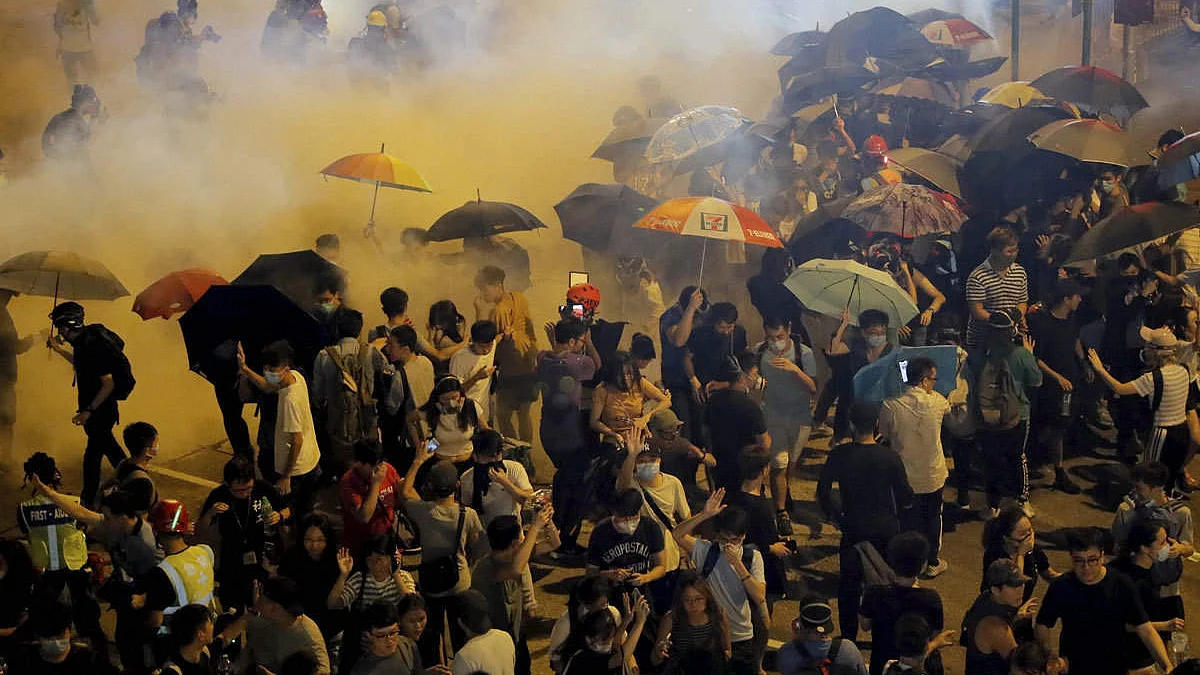 Pro-democracy protesters in Hong Kong clash with the police (file photo).