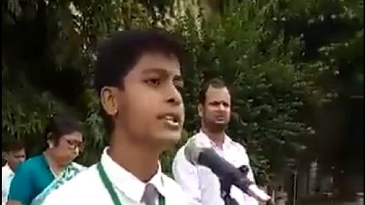 ‘Godse ke daur me Gandhi ke saath hun’, says Class XI student from Varanasi