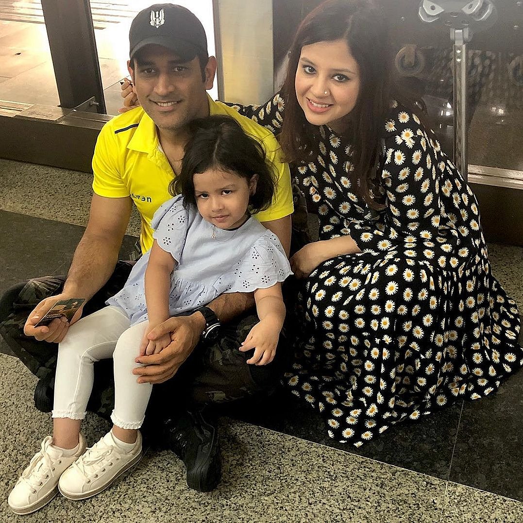 Dhoni’s wife questions daily Ranchi power cuts  