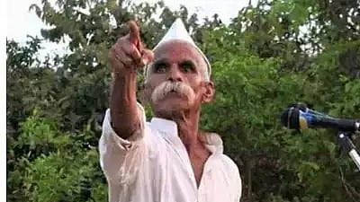 Manohar Sambhaji Bhide is revered as ‘Guruji’ by his followers with PM Modi and Chief Minister Devendra Fadnavis reportedly being his admirers (file photo, PTI)
