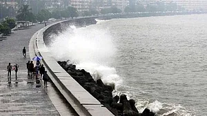 Mumbai at risks of being “wiped out” by 2050 due to rising seas, reveals study