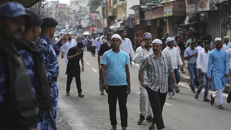 Kashmiris feel the pinch as made to pay for suspended period