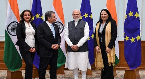How can ‘international business broker’ have access to PMO, asks Congress 