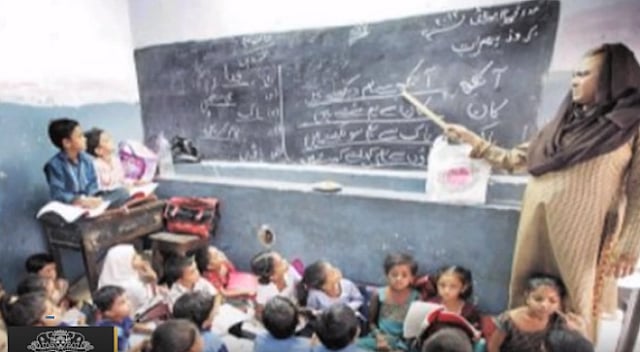 Muslim elite ‘promote’ English, regional languages: Just 0.8% enroll in Urdu schools  