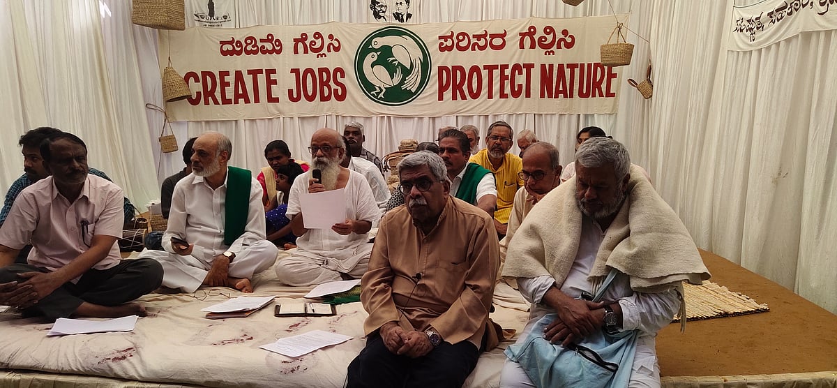 Theatre personality Prasanna on indefinite fast; demands economic reforms for the rural sector