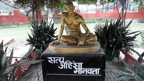 Rare memorabilia from Gandhi’s life wow visitors 