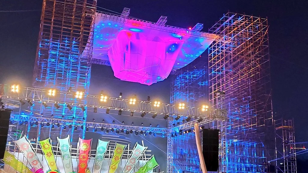 A Laser show organised by Delhi govt to encourage cracker-free Diwali at Central Park in the famous Connaught Place in New Delhi. 