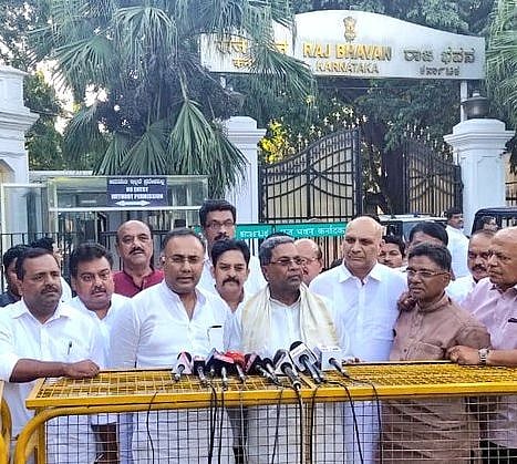 Congress seeks  Yediyurappa govt’s dismissal over horse trading of Karnataka MLAs