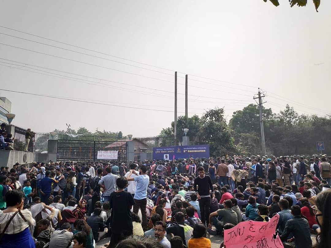 Students stage protest outside JNU over fee hike, dress code