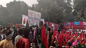 Forest dwelling people from across the country demand implementation of Forest Rights Act, 2006