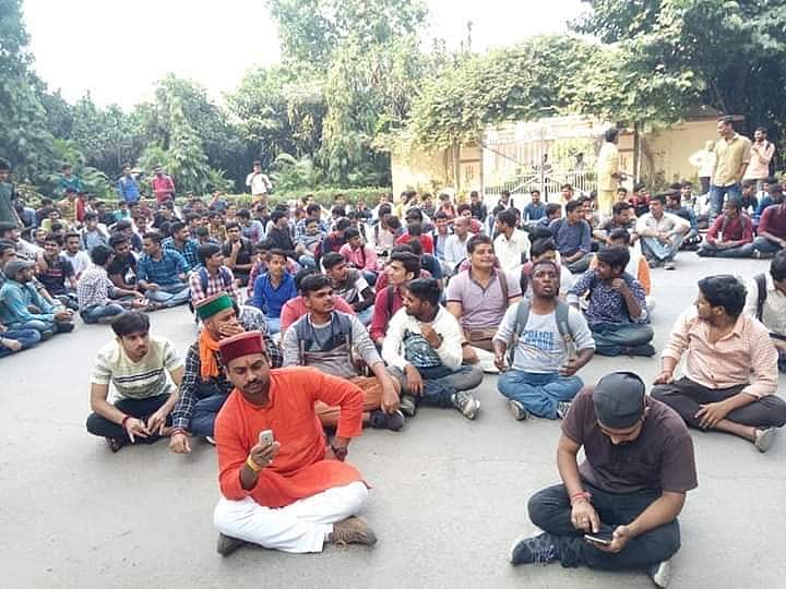 Appointment of Muslim  in BHU’s Sanskrit department opposed by ABVP and students