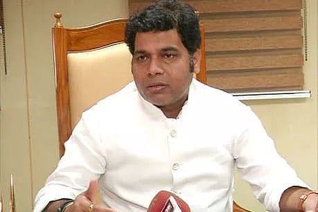 EPF scam: Congress seeks probe into UP minister’s ‘Dubai visit’