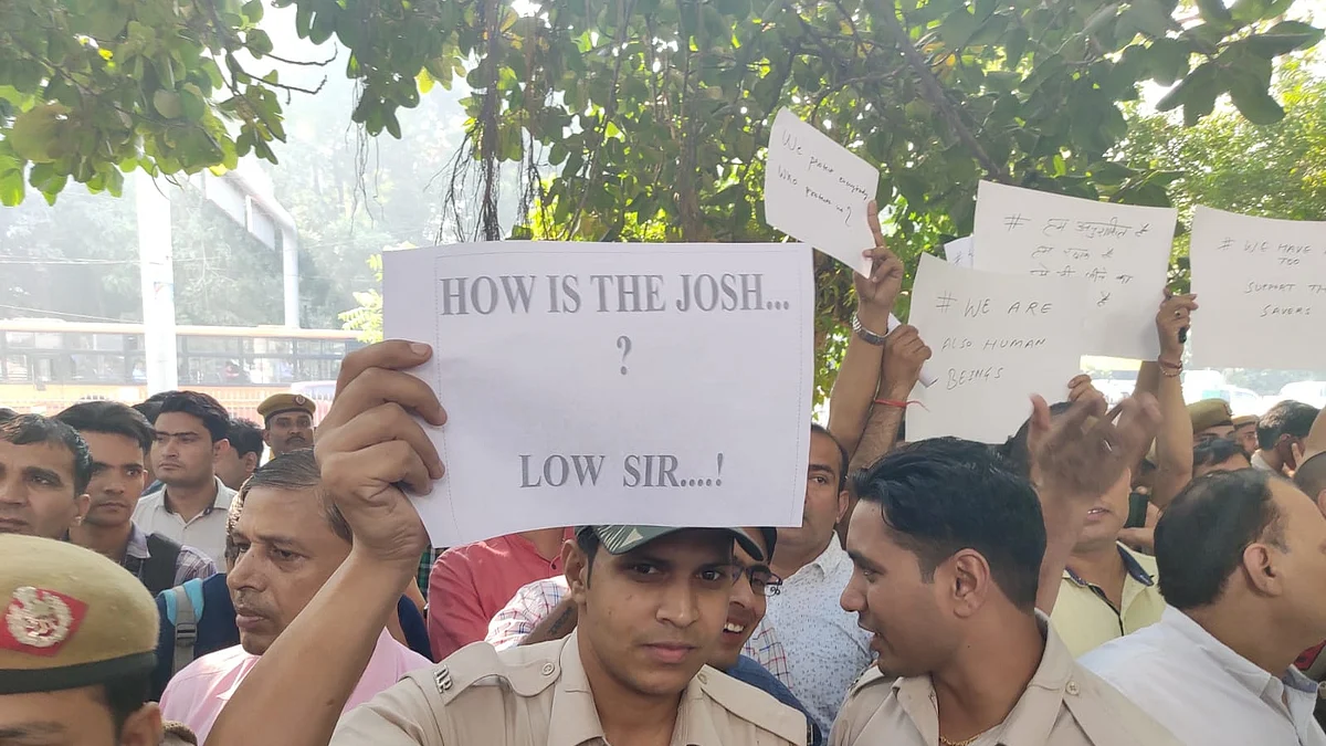 Delhi police protest darkest day in history, arrest guilty policemen in a week, says BCI