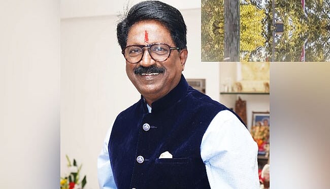 Shiv Sena minister announces decision to quit NDA govt 