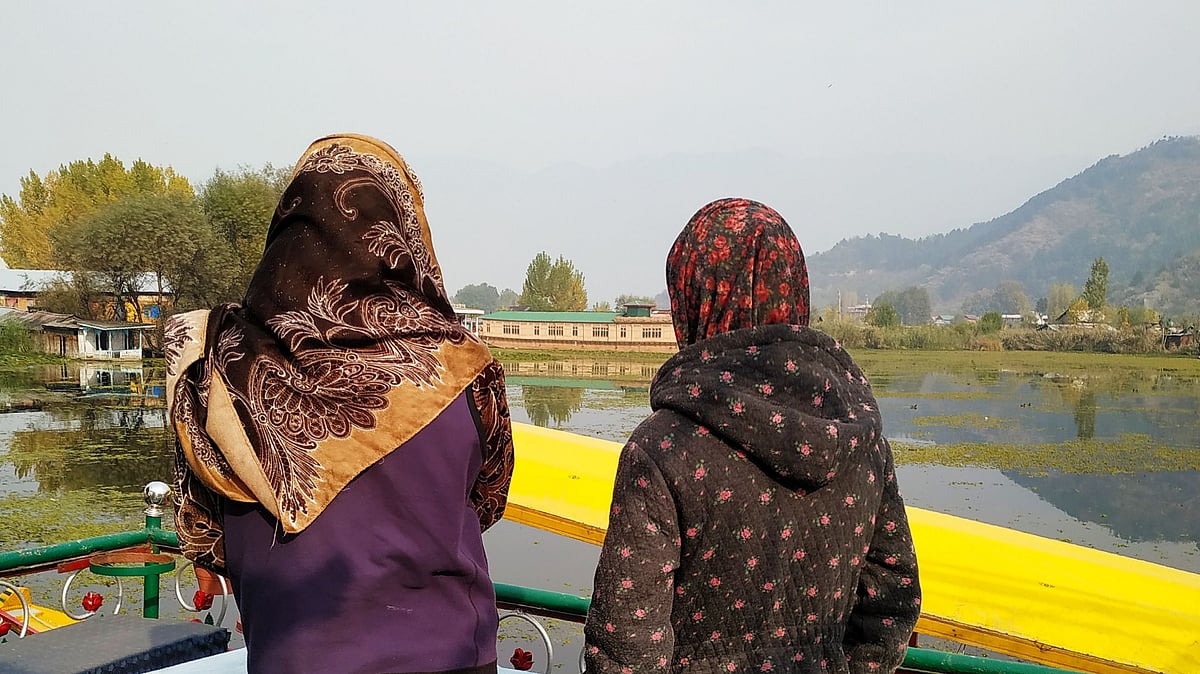 Srinagar’s iconic houseboats face a harsh winter and a bleak future