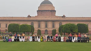 Twitter on Maharashtra’s ‘NIGHTmare’ : BJP’s desperate gambit to stop non-BJP alliance