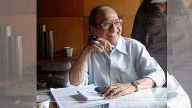Senior journalist Nilkanth Khadilkar passes away