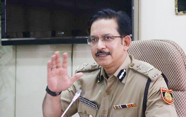 Tis Hazari clashes: Delhi police ends protest; District court lawyers to continue boycott of work