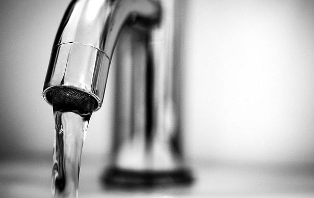 Tap water undrinkable in Delhi, 13 state capitals: Paswan  