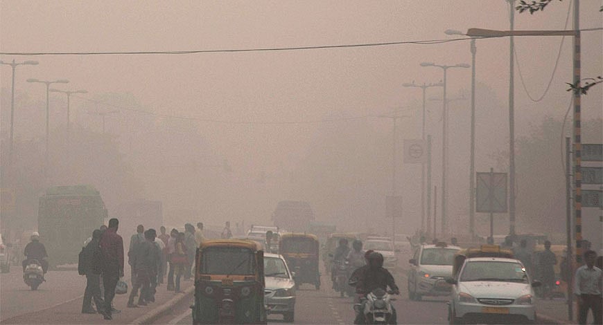 CPCB advises people to avoid going outdoors in view of severe air pollution in Delhi