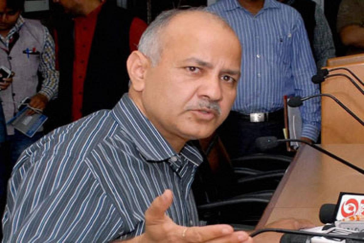 Javadekar postponed three meetings on pollution: Sisodia