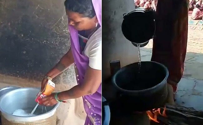 Midday meal in Sonbhadra school: 81 Children, 1 litre Milk, 1 bucket of Water!