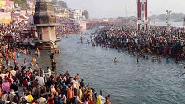 Bihar: 3 children drowned while taking a dip in a river on Kartik Poornima in Pavapuri