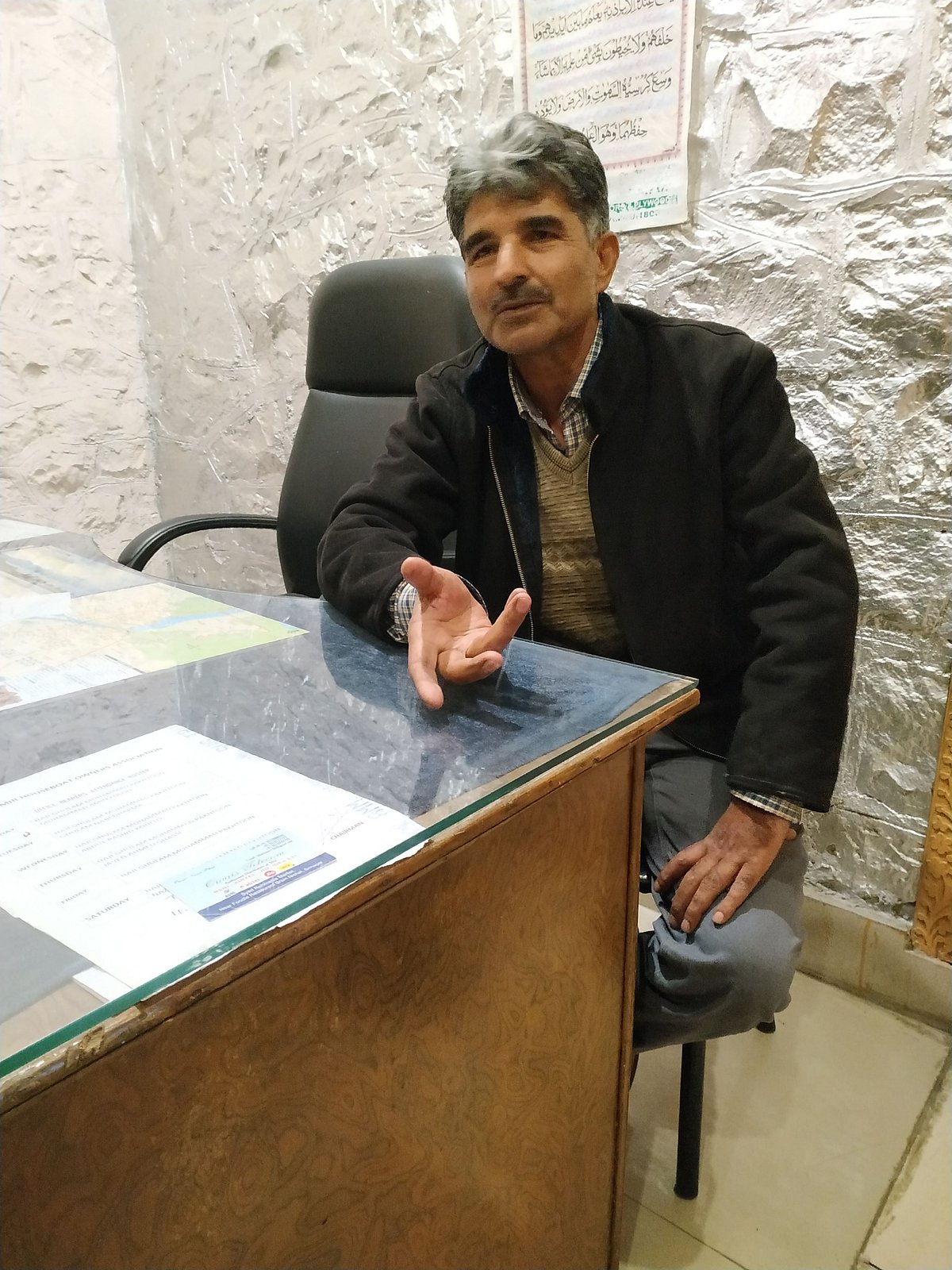 Kashmir Houseboat Owners Association general secretary Abdul Rashid