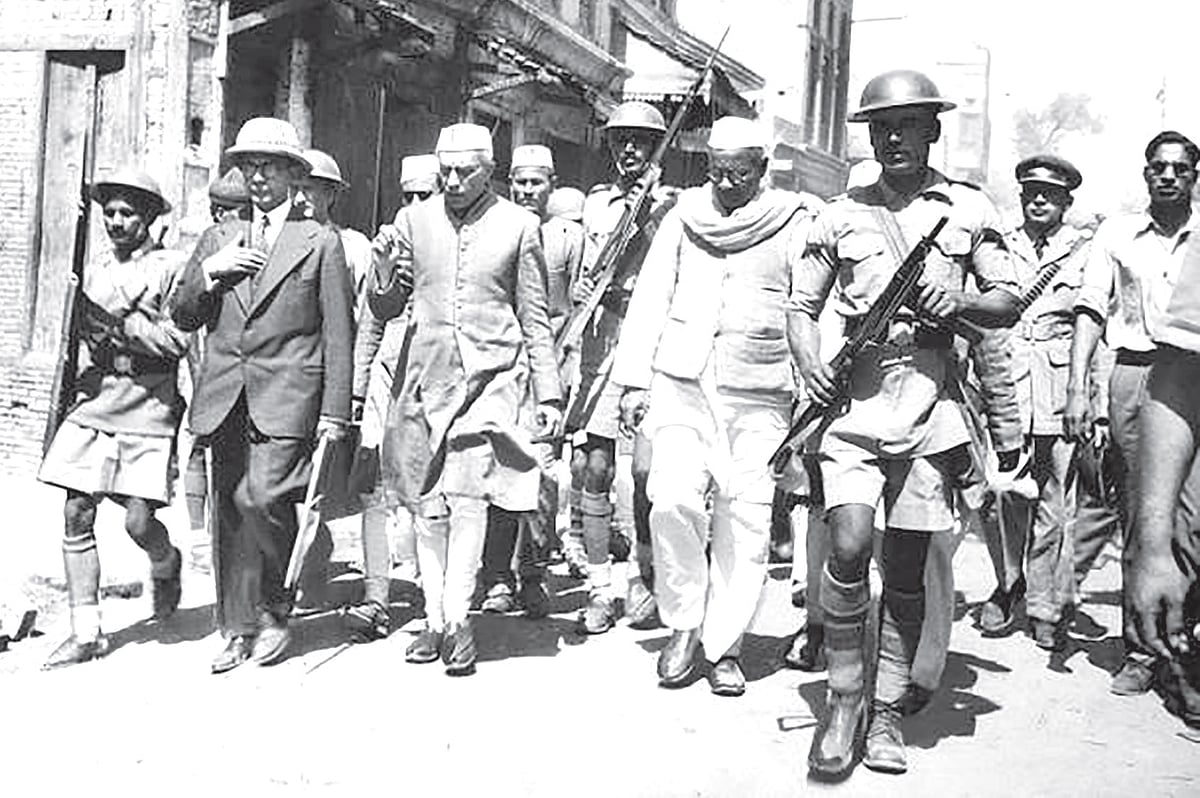 RSS has good reasons to hate Nehru: he opposed its communal politics 