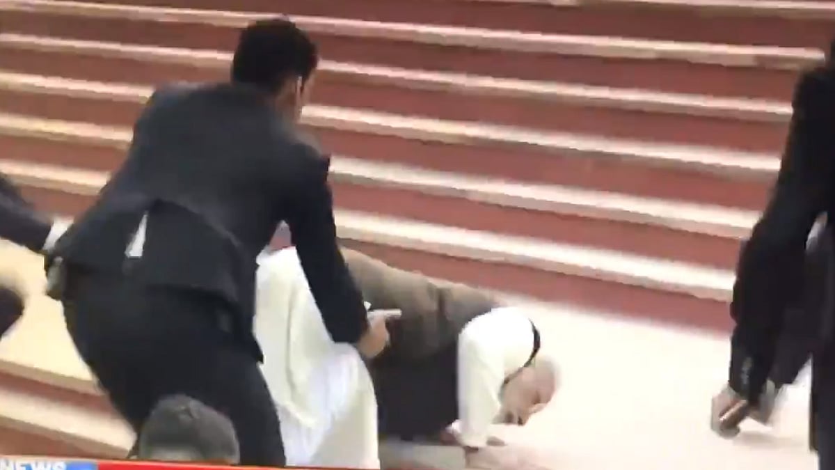 WATCH: PM Modi stumbles on the steps of Ganga ghat in Kanpur