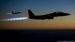 US carries out retaliatory strikes against Iran-backed militias in Iraq, Syria