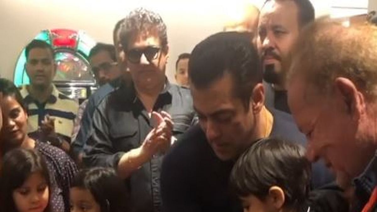 Happy Birthday Salman Khan: Here is how Bollywood wished him