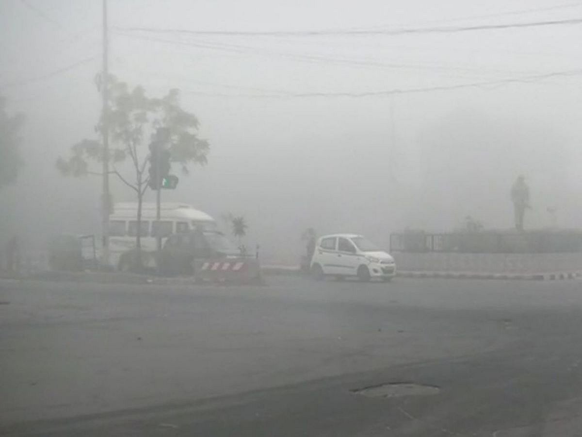 Dense fog in Delhi delays over 100 trains, 10 flights; air quality in ‘severe’ category 