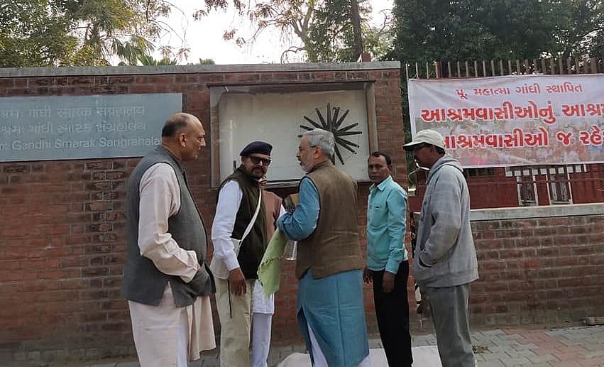 Gujarat scribe Nachiketa Desai, fasting against CAA, thrown out of Sabarmati Ashram, picked up by police