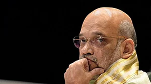 Twitter removes Home Minister Amit Shah’s DP, reinstates
