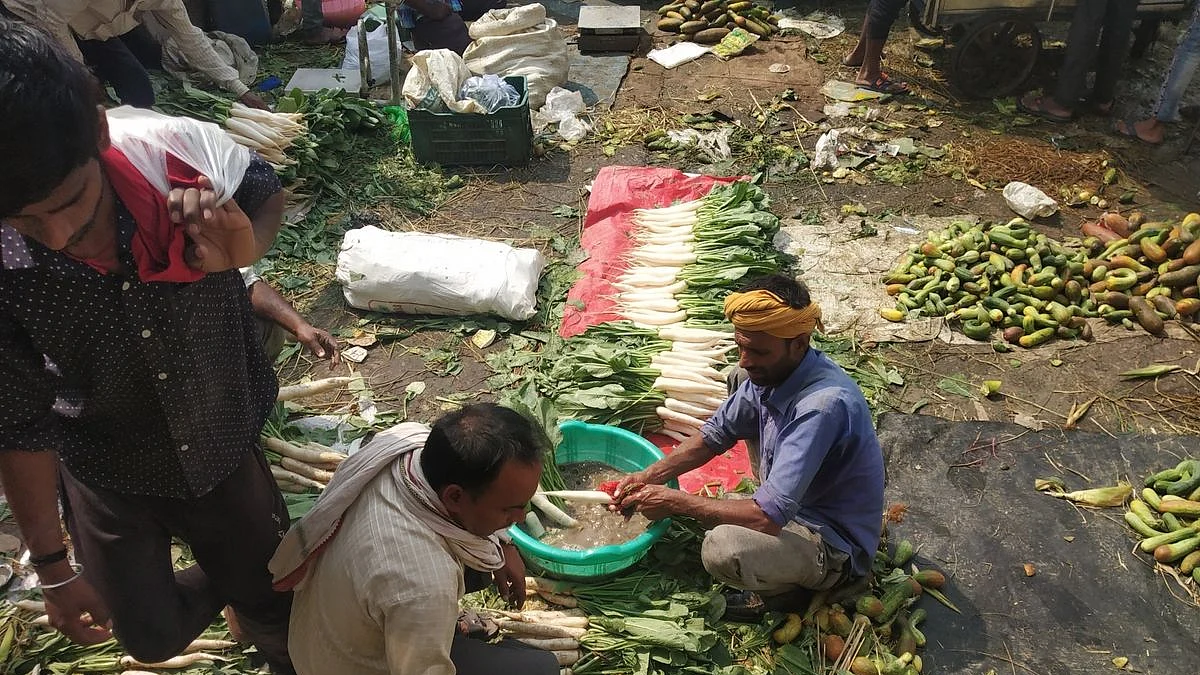 Vegetable price rise in Jamia Nagar amid atmosphere of fear