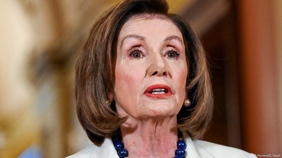 Pelosi authorizes plan to impeach Trump