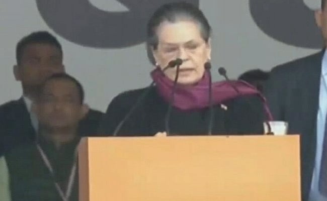 Bharat Bachao Rally LIVE: Modi-Shah only want to incite people to fight & hide real issues, says Sonia Gandhi