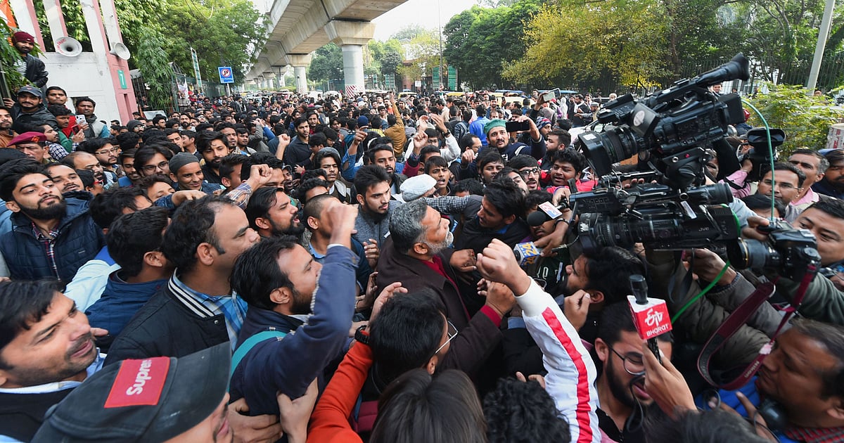 PTI Photo
